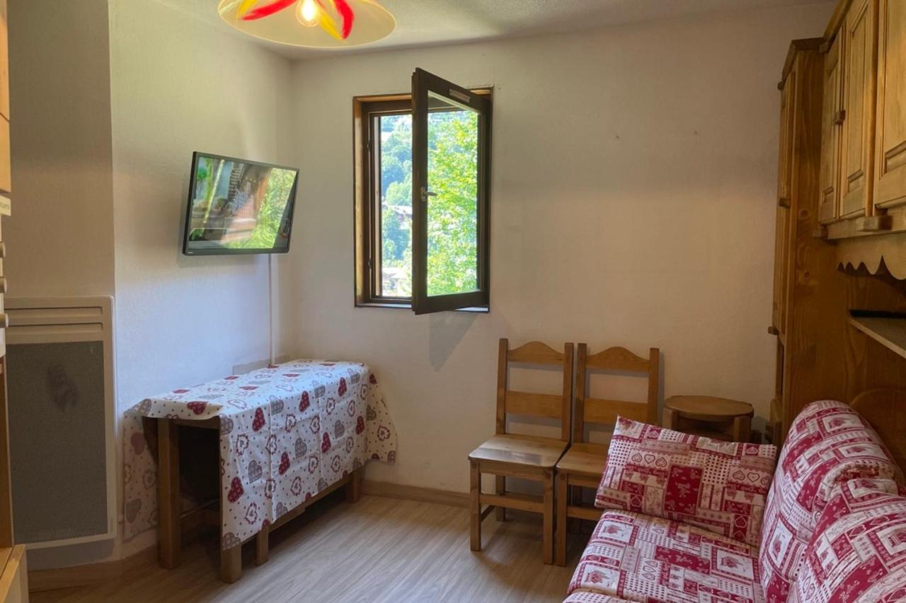 Vue Des "Chavants" Studio 20 M With Balcony Лез-Уш Экстерьер фото